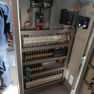 Thi Công Lắp Ráp Tủ Điện Công Nghiệp 3 Pha Hồ Chí Minh