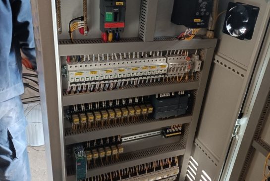 Thi Công Lắp Ráp Tủ Điện Công Nghiệp 3 Pha Bình Phước