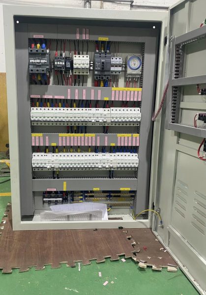 Dona Electric Lắp Đặt Tủ Điện Công Nghiệp Theo Yêu Cầu